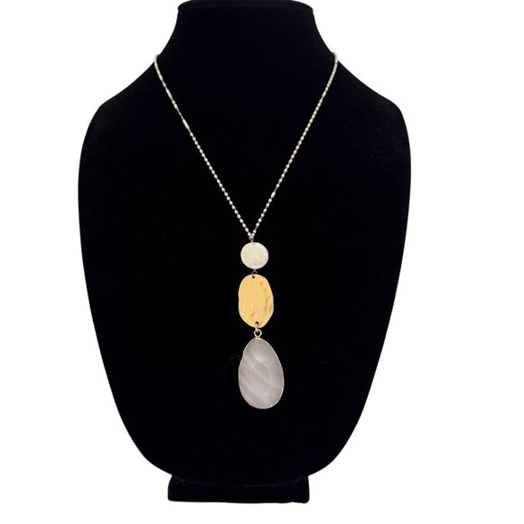 Anthropologie Miriam Pendant Necklace White Beads Gold Accents Natural Stone - Picture 12 of 13